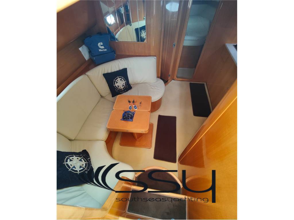Uniesse 42 open