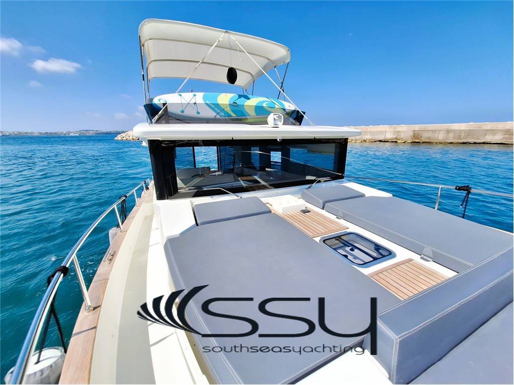 Cranchi T43 eco trawler