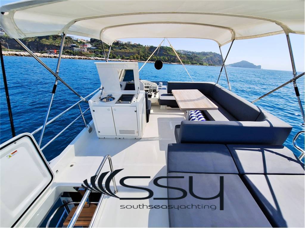 Cranchi T43 eco trawler