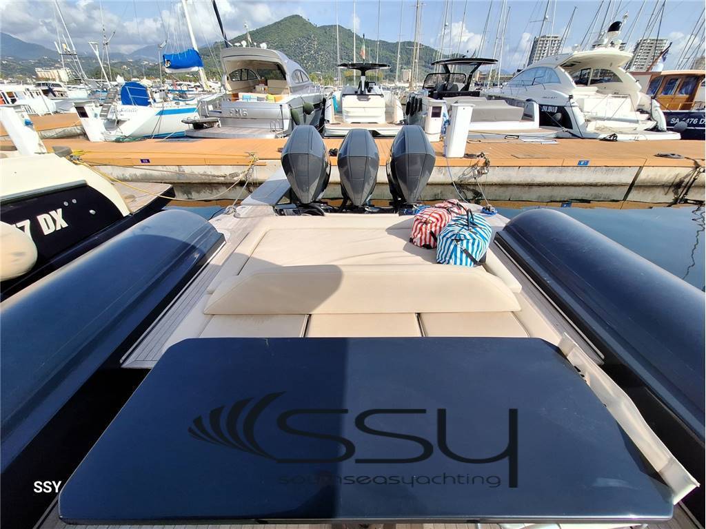 Coastal boat 46 maxi