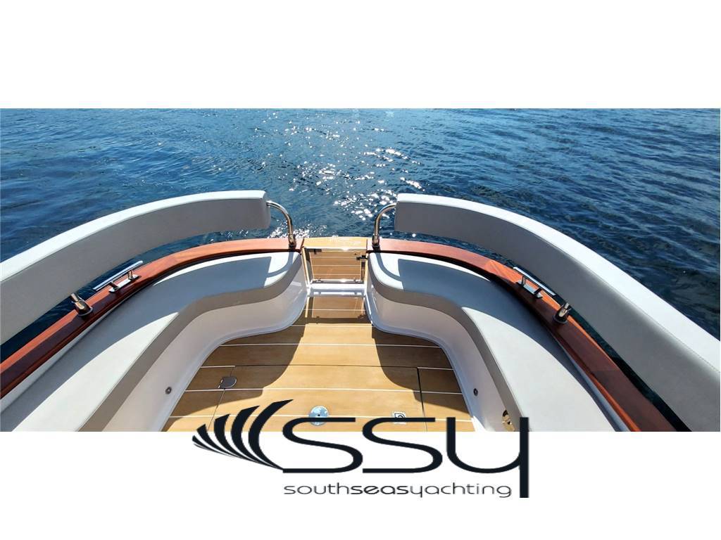 Cantieri tirrenia Gozzo viveur 28 cabin