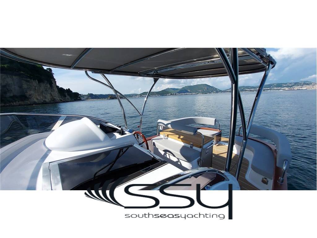 Cantieri tirrenia Gozzo viveur 28 cabin