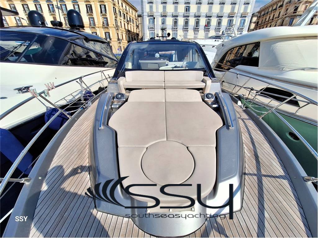 Cranchi 60 hard top