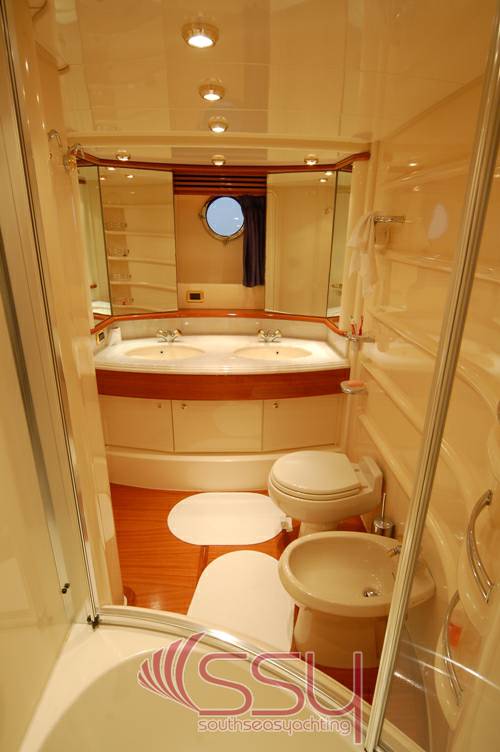 Azimut Az 68 plus