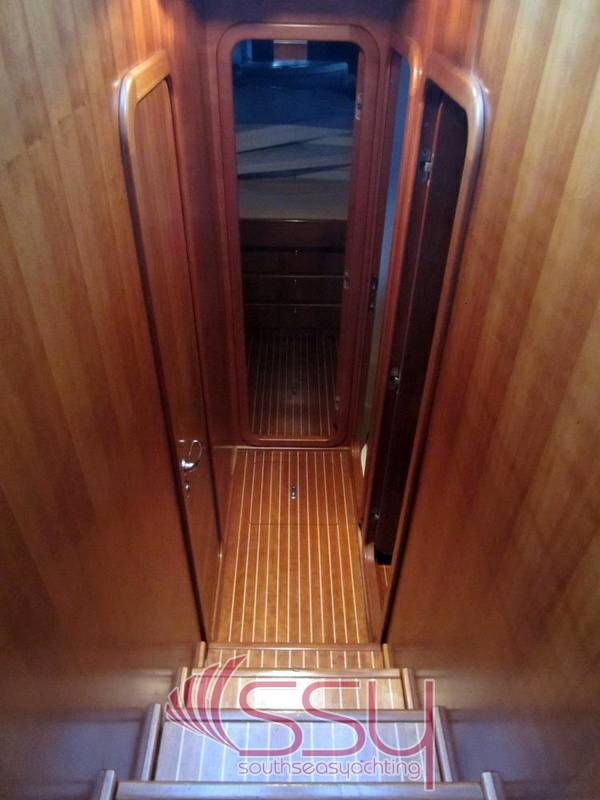 Uniesse 48 fly