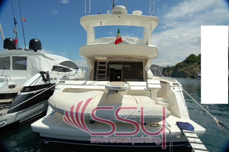 Ferretti 550 fly