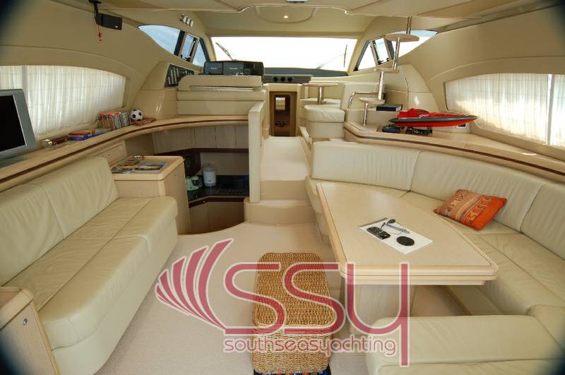 Ferretti 550 fly