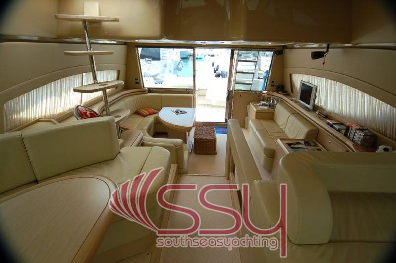 Ferretti 550 fly