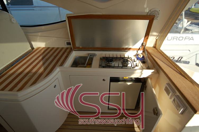 Cayman yachts Cayman 43 wa hard top