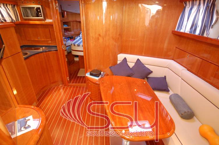 Cayman yachts Cayman 43 wa hard top