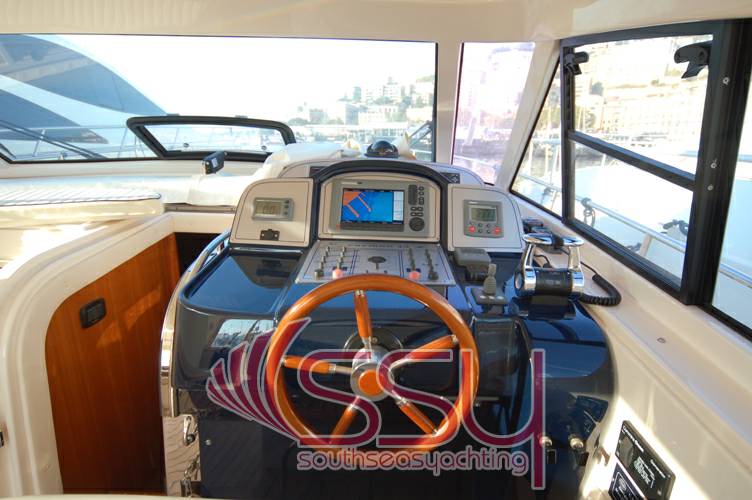 Cayman yachts Cayman 43 wa hard top