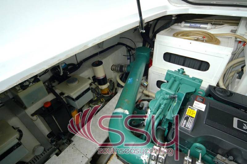 Baia Flash 48 hard top