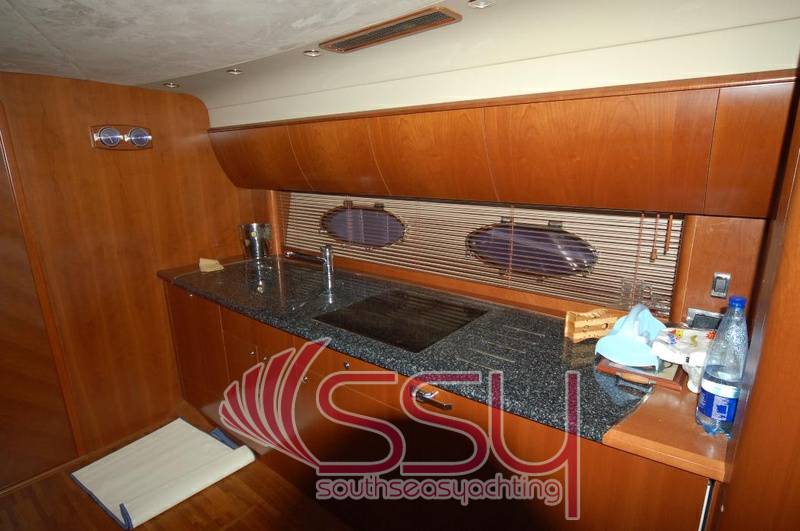 Princess V 58 hard top