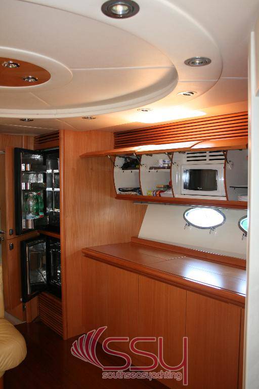 Pershing 54