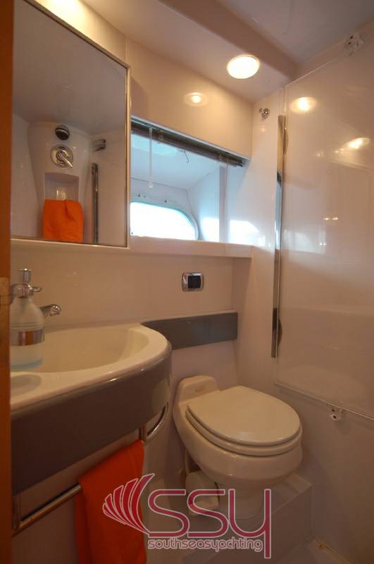 Baia Flash 48 hard top