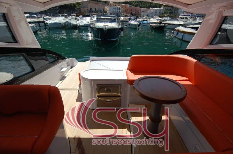 Baia Flash 48 hard top
