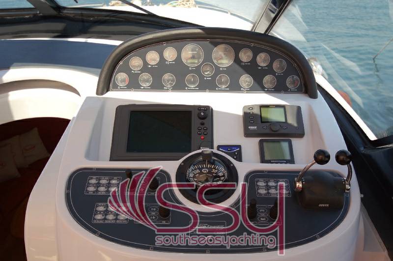 Baia Flash 48 hard top
