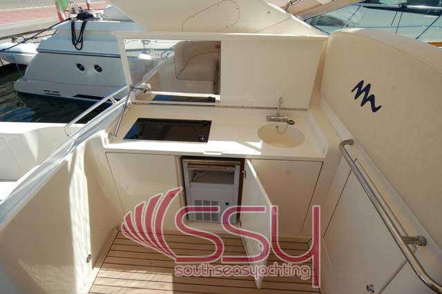Uniesse 57 open