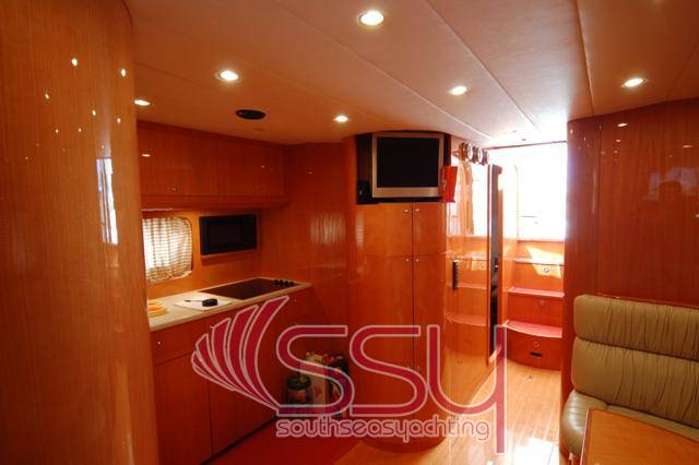 Uniesse 57 open