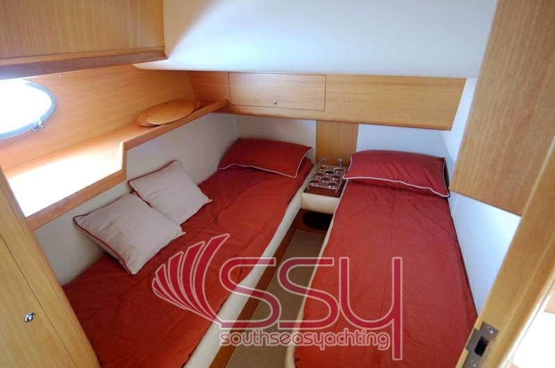 Uniesse 42 open