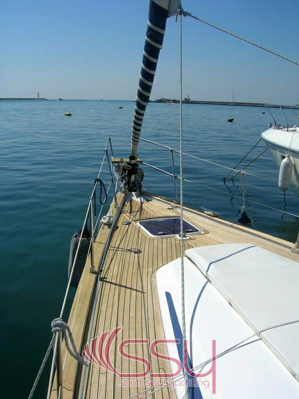 Bavaria 44