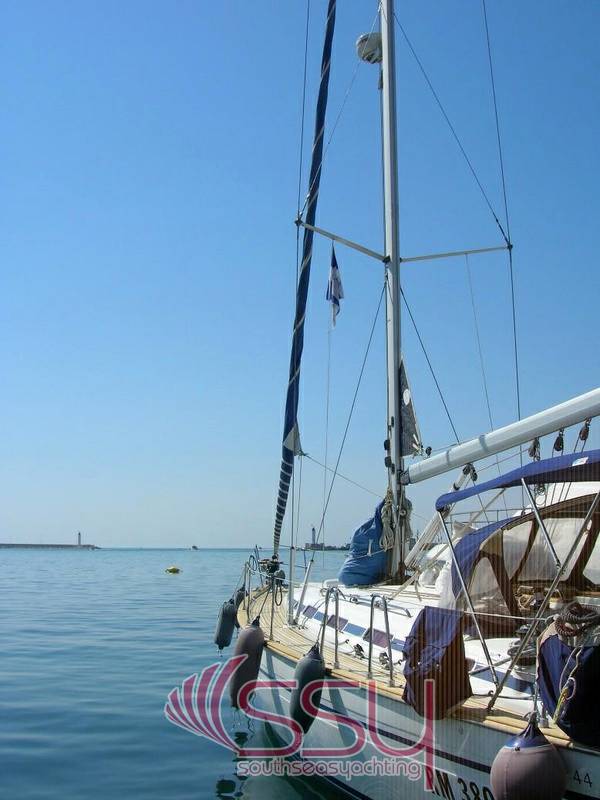 Bavaria 44