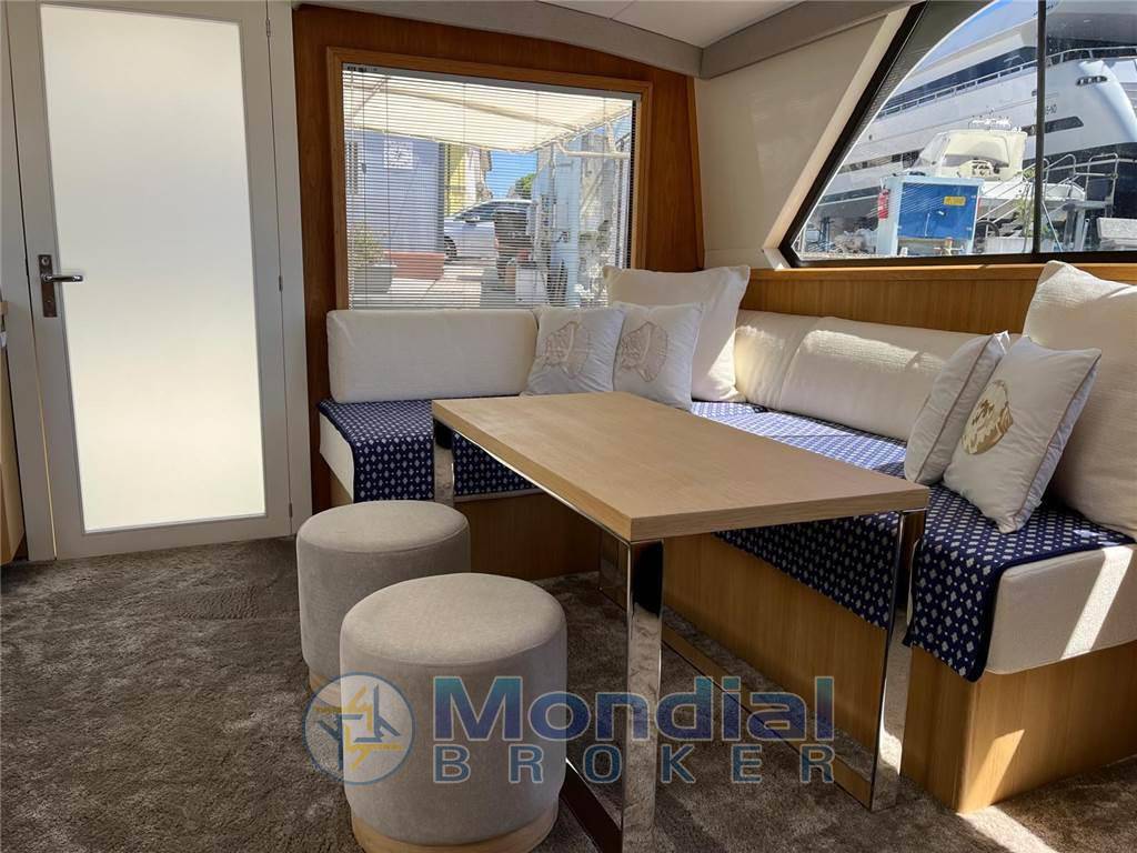 Bertram yacht 46.6 convertible