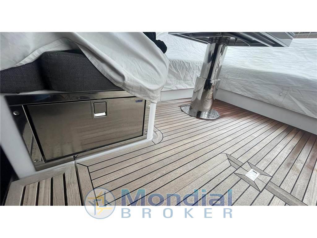 Azimut S6