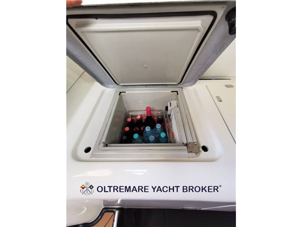 Metamarine Tnt 48 replica