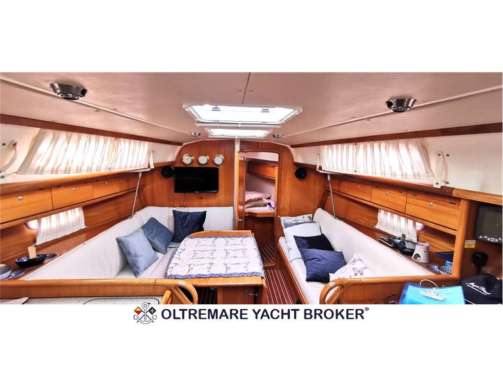 Bavaria 34 cruiser