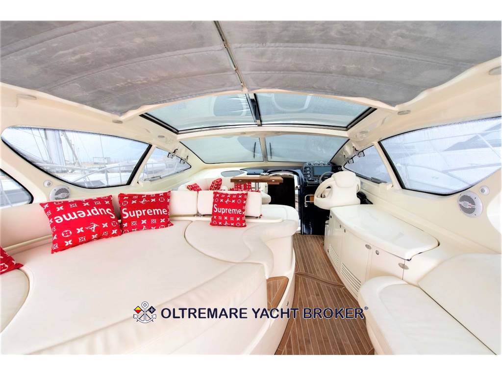 Atlantis 55 hard top