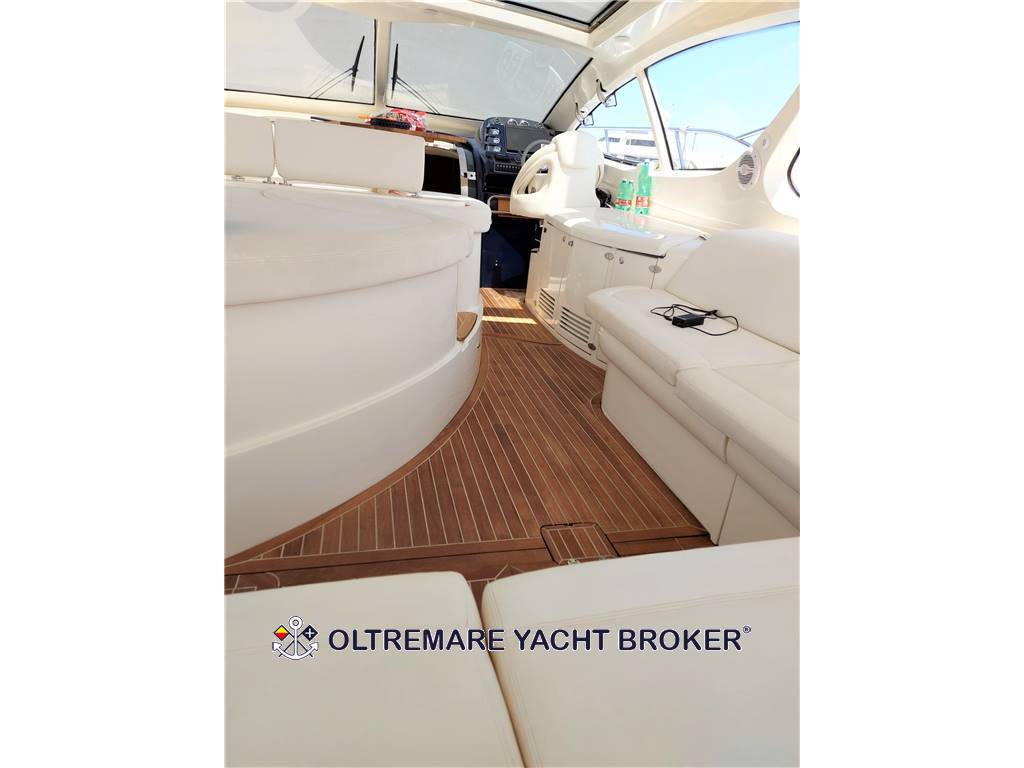 Atlantis 55 hard top
