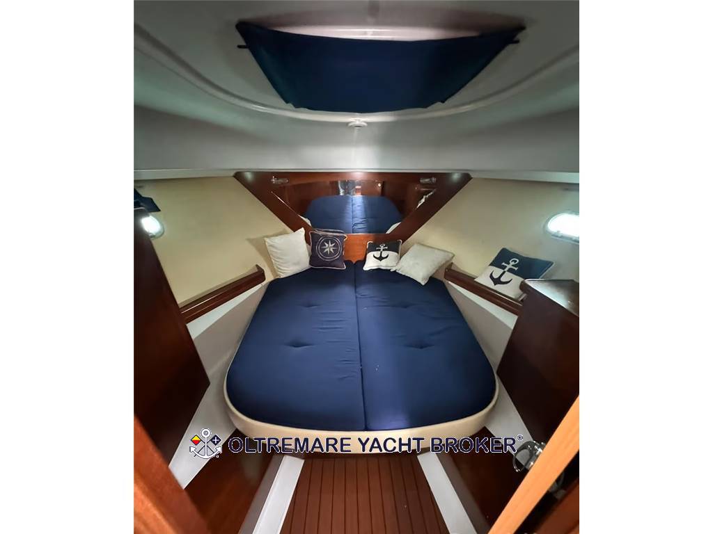 Beneteau Antares 980