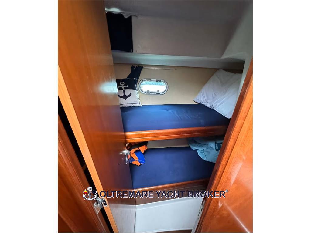 Beneteau Antares 980