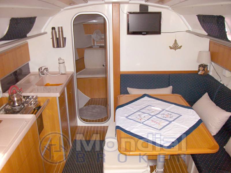Poncin Harmony 38