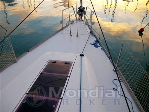 Beneteau First 45