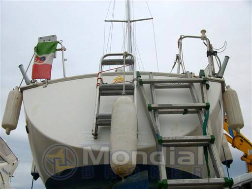 Perina roberto Comet 850