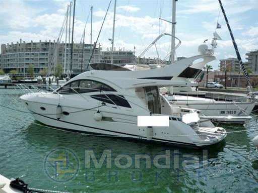 Galeon 440 fly