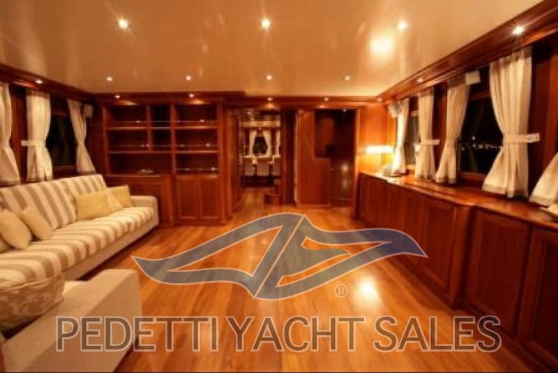Terranova yacht Explorer 85