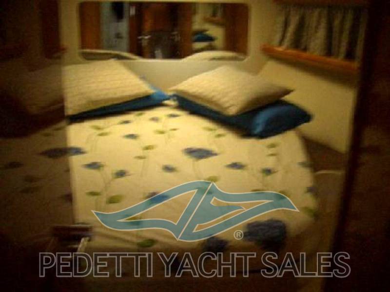 Raffelli Typhoon fly