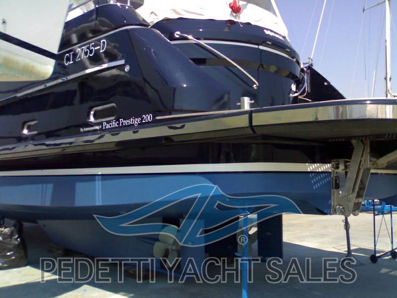 Pacific shipyard Prestige 200