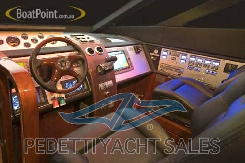 Fairline Squadron 70