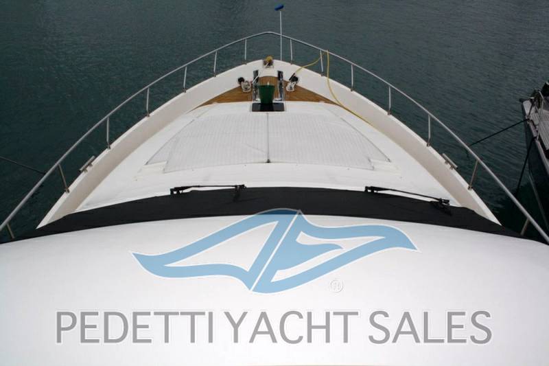 Ferretti 680