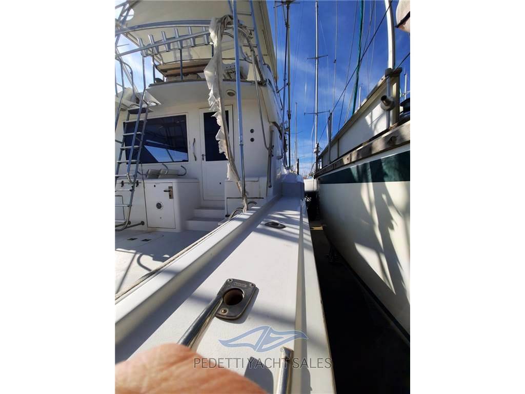 Hatteras 54 convertible