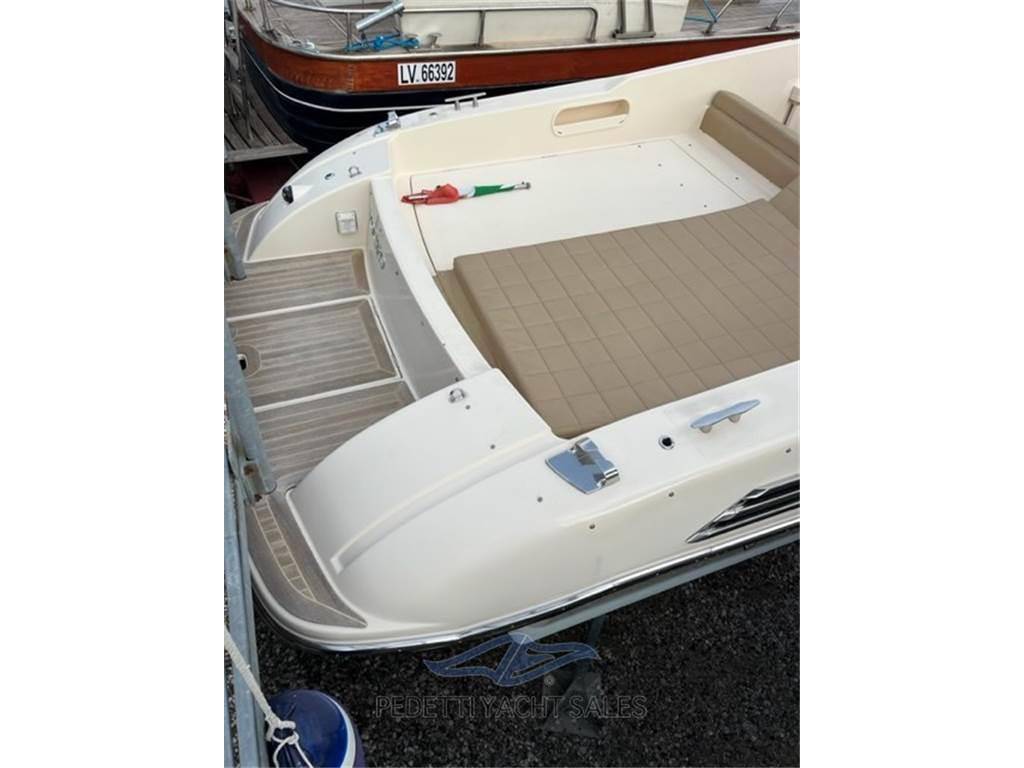 Riva Gitano 33