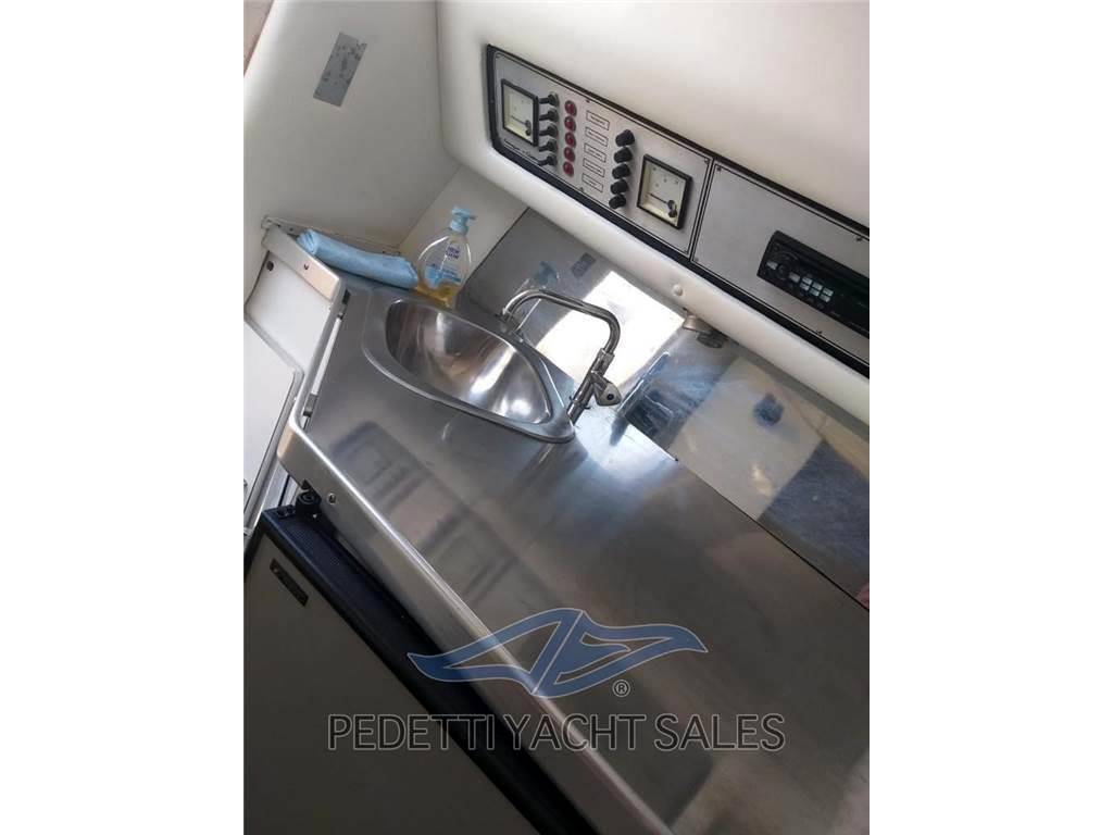 Glastron La.ra.ya rbr 1100