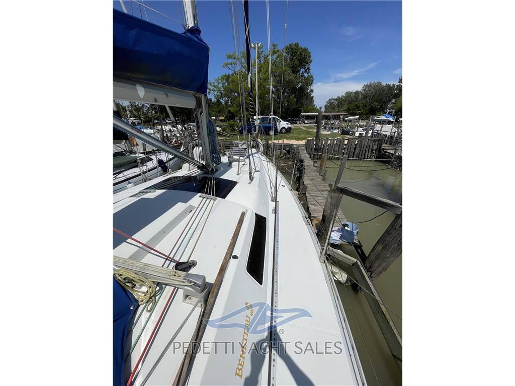 Beneteau Oceanis 390
