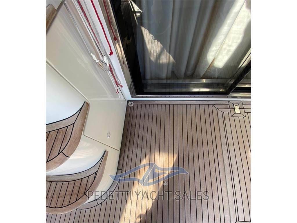 Azimut Az 50
