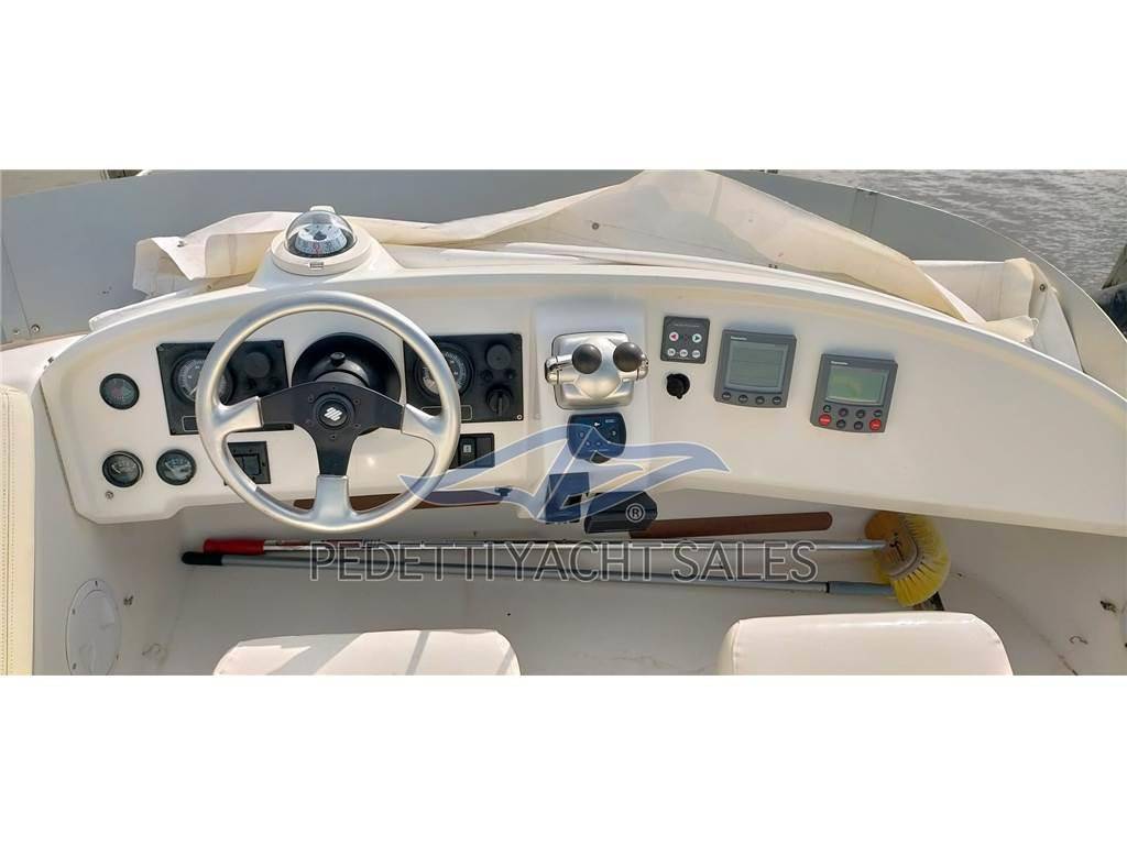 Jeanneau Prestige 32'