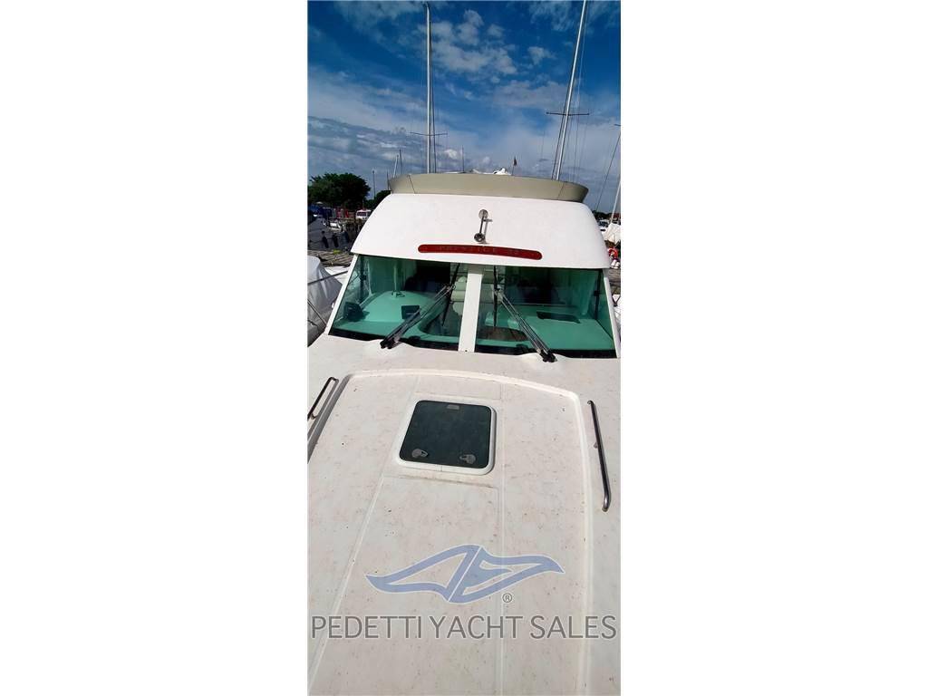 Jeanneau Prestige 32'